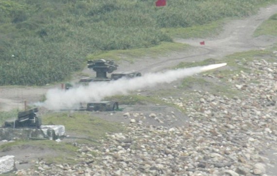 Lực lượng đánh bộ Quân đội Đài Loan diễn tập phóng tên lửa phòng không (ảnh tư liệu)
